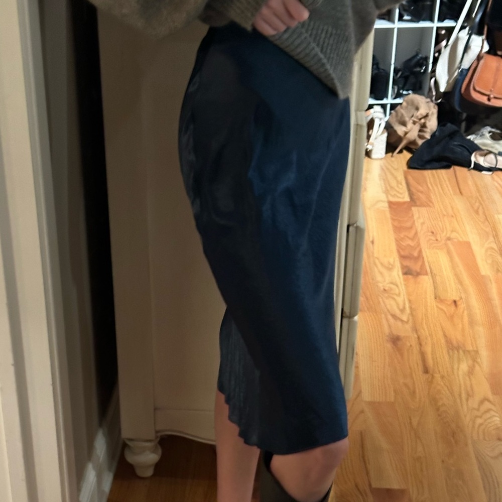 Aritzia Babaton slip midi skirt
